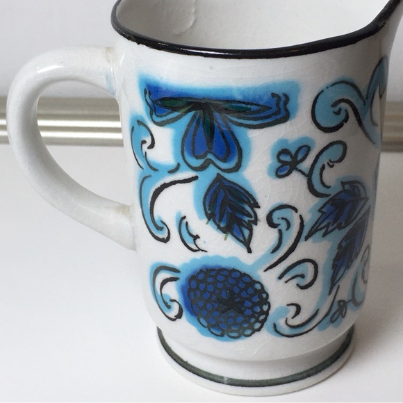 Very Small 60s - 70s Holt Howard Creamer HH 7219 Blue Cone Flower Hand Painted - Picture 10 of 13